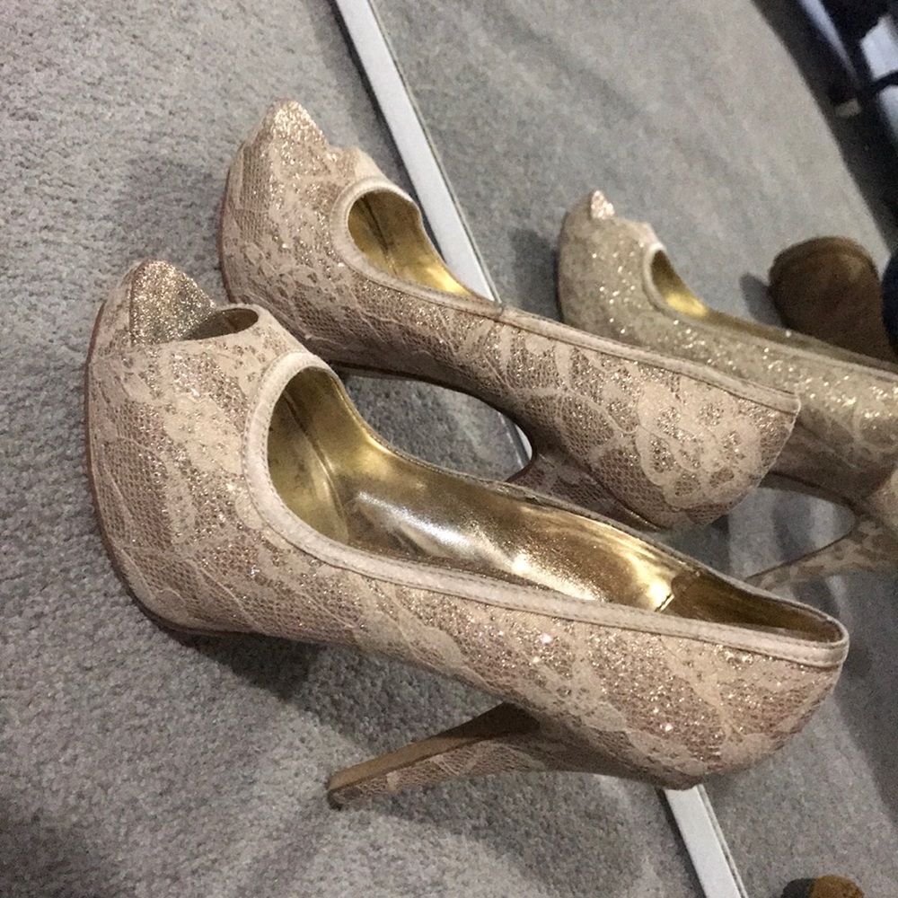Sparkle lace heels